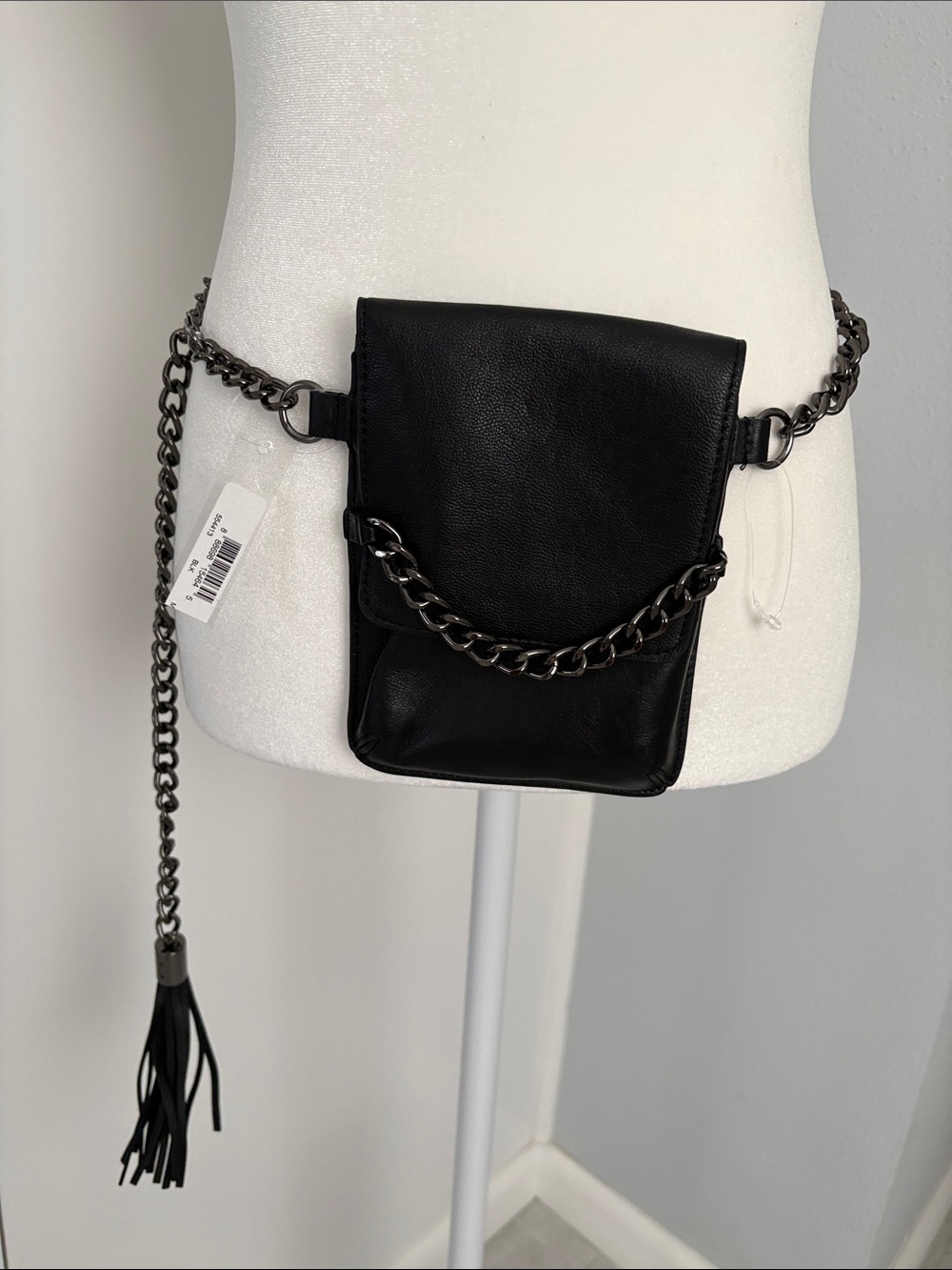 Black Chain Strap Crossbody Belt Bag with Tassel